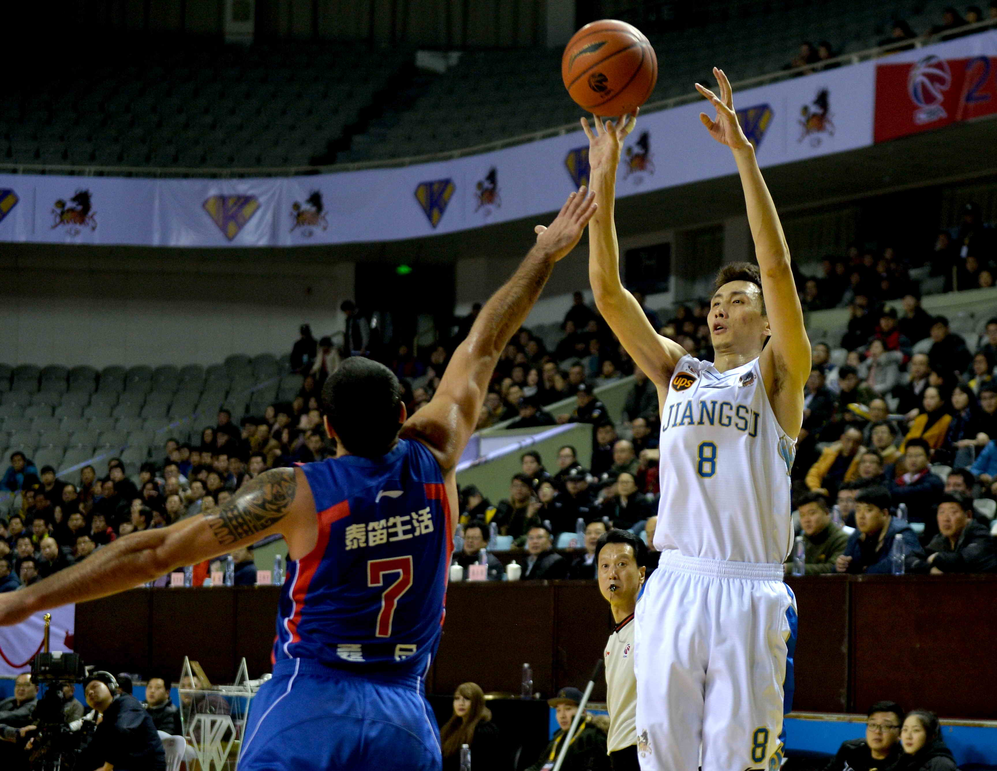 而现在的瑞 而现在的瑞