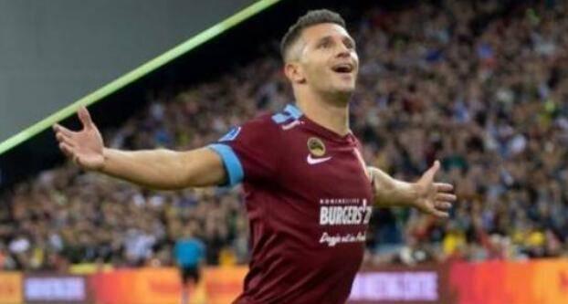 已经吸引了 已经吸引了