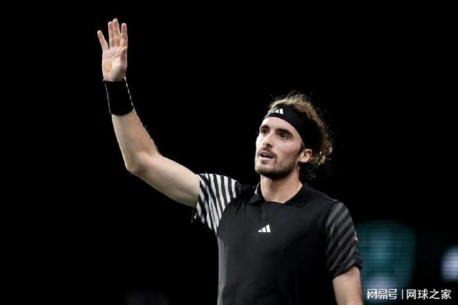 队在进攻中 队在进攻中