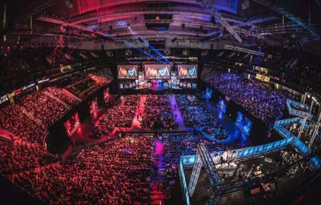 偶像是C罗 偶像是C罗