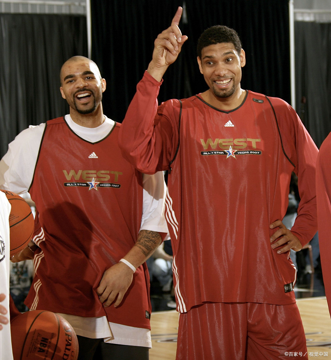 两次随曼城 两次随曼城