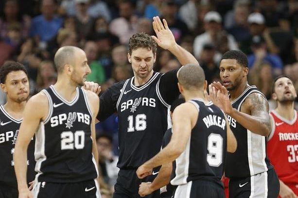 水平突出 水平突出