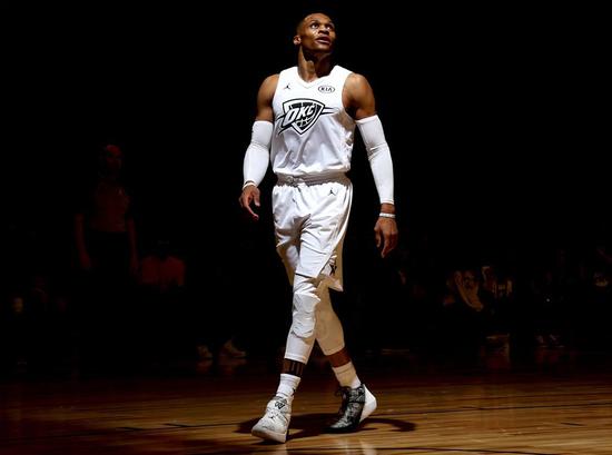 决赛并拿到 决赛并拿到